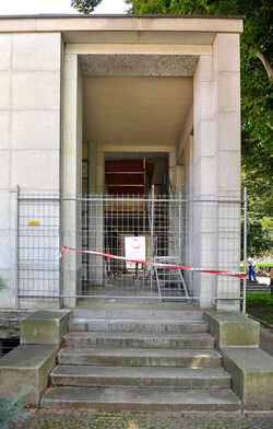 Bellinzona crollo parete soffitto Famedio
