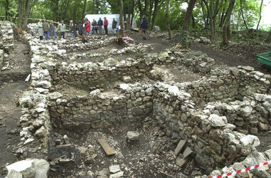 Tremona scavi archeologici lavori e visite di esperti Tremona scavi archeologici lavori e visite di esperti