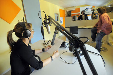 Ticino accordo tra Radio Fiume Ticino e LaRegione Ticino