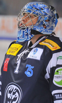 Hockey Nolan Schaefer