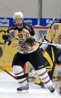 Hockey Nathalie Buser
