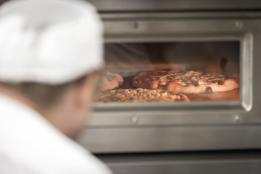 Lugano corso di preparazione per il diploma di pizzaiolo Lugano corso di preparazione per il diploma di pizzaiolo