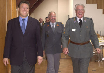 Mendrisio sottufficiali svizzeri assemblea nazionale