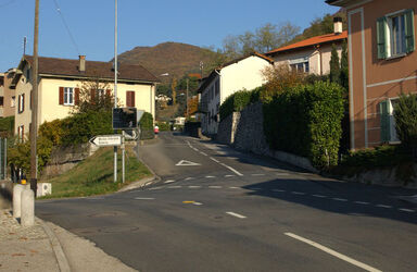 Fontanella incrocio per la Valle di Muggio
