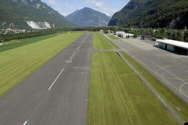 Lodrino veduta panoramica aeroporto