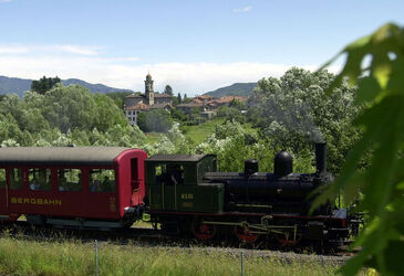 Mendrisio treno d epoca turistico Mendrisio Valmorea