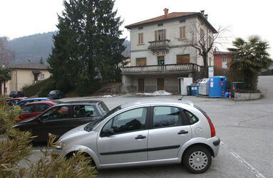 Pedrinate parcheggi ex Coop