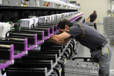 Cadenazzo nuovo centro smistamento lettere della Posta