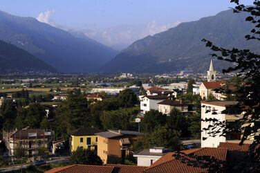 Cadenazzo veduta panoramica Piano Magadino