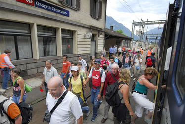 Osogna treno TILO per l Airshow