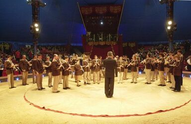 Bellinzona concerto civica filarmonica al Circo Knie