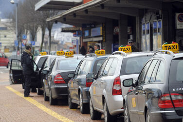 Lugano servizio taxi alla stazione FFS