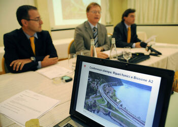 Bellinzona Conferenta stampa ripari fonici a Bissone A2