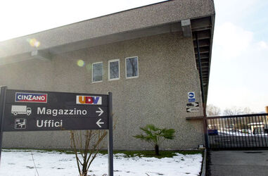 Genestrerio capannone Cinzano