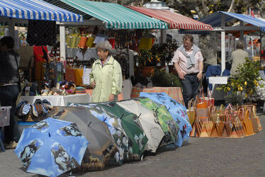 Ascona mercatino sul Lungolago
