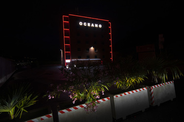 Pazzallo preparativi riapertura casa d appuntamento Bar Oceano Oceano the Club