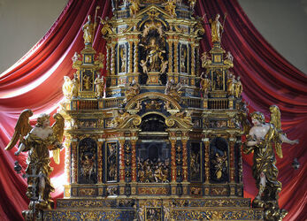 Sessa altare in oro Sessa altare in oro