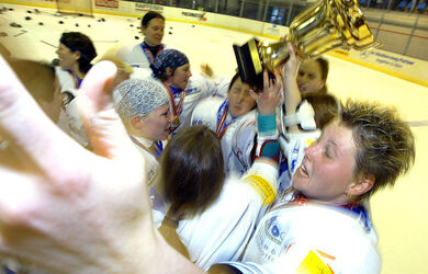 LKA HC Lugano EV Zug Seewen