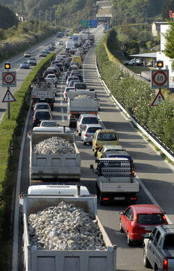 Tenero traffico congestionato