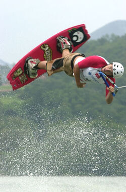 Wakeboard Slide gare acrobatiche ad Agno Wakeboard Slide gare acrobatiche ad Agno