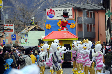 Roveredo GR corteo mascherato carnevale Lingera
