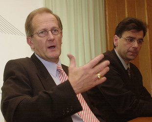 Bellinzona Joseph Deiss incontra la stampa ticinese