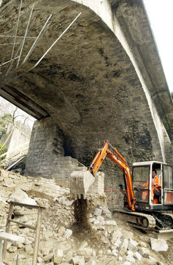 Gordola ponte asciutto lavori rifacimento