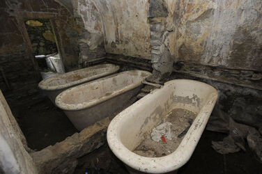 Craveggia rovine bagni termali