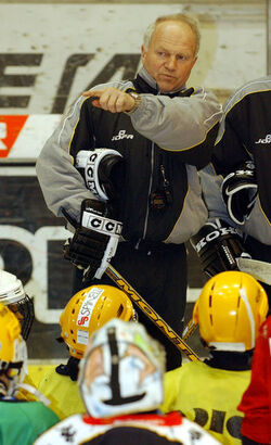 LH5 Karel Blazek allenatore giovanili HC Lugano