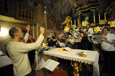Balerna tradizione Banda Natalina