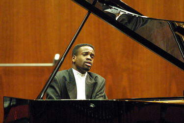 Lugano eliminatoria giovani pianisti concorso Van Cliburn